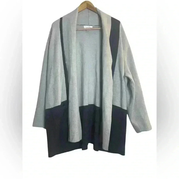 CJ Banks Women’s Plus Heather Gray Charcoal Color Block Oversized Cardigan 3X - Picture 1 of 9